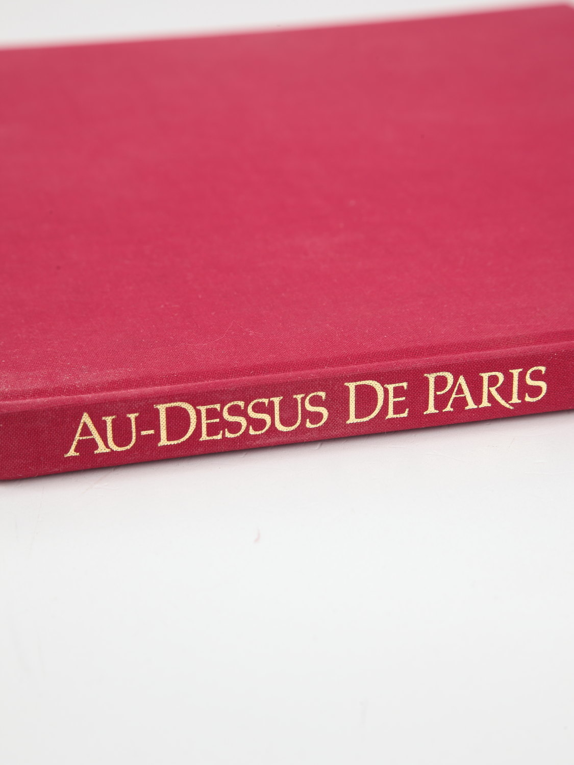 Купить Au-Dessus de Paris, Книга о Париже 85 года 