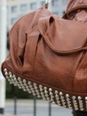 Звезды с Duffle Leather Bag