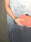 Звезды с Knot Leather Clutch