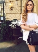 Звезды с Rockstud Leather Tote