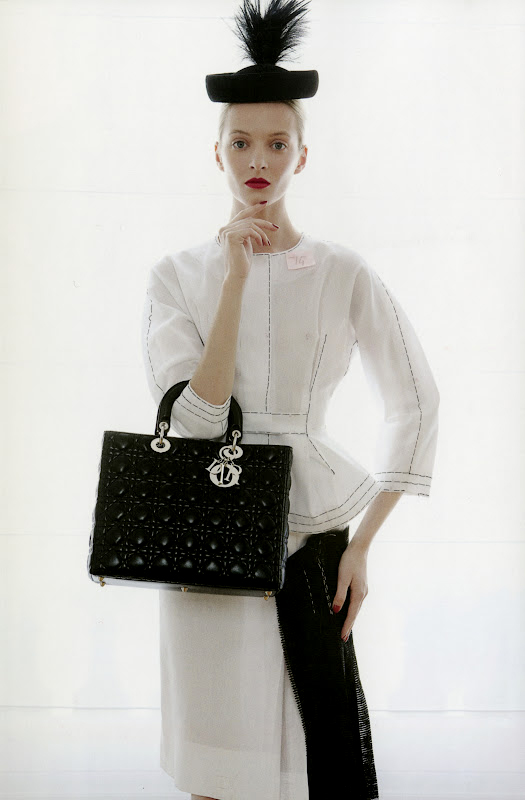 Звезды с Lady Dior Patent Large Bag